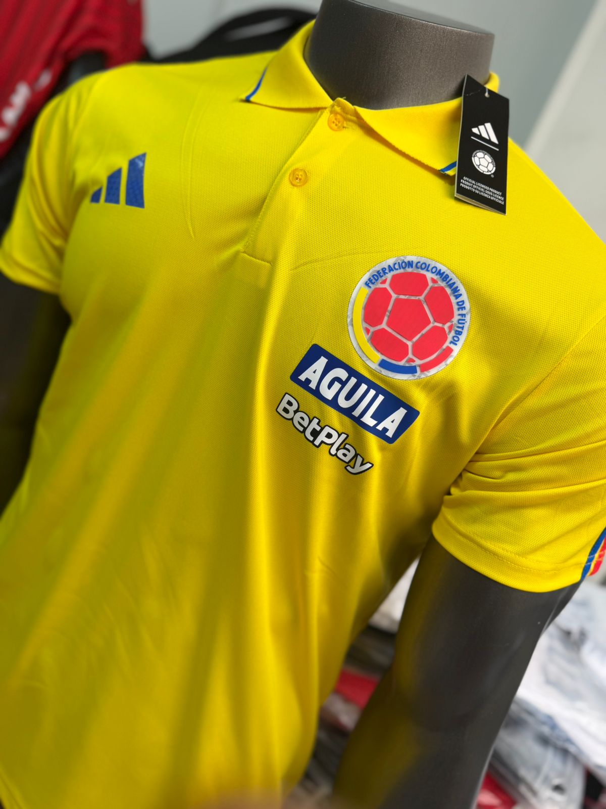 Polo seleccion Colombia Amarillo encauchetado