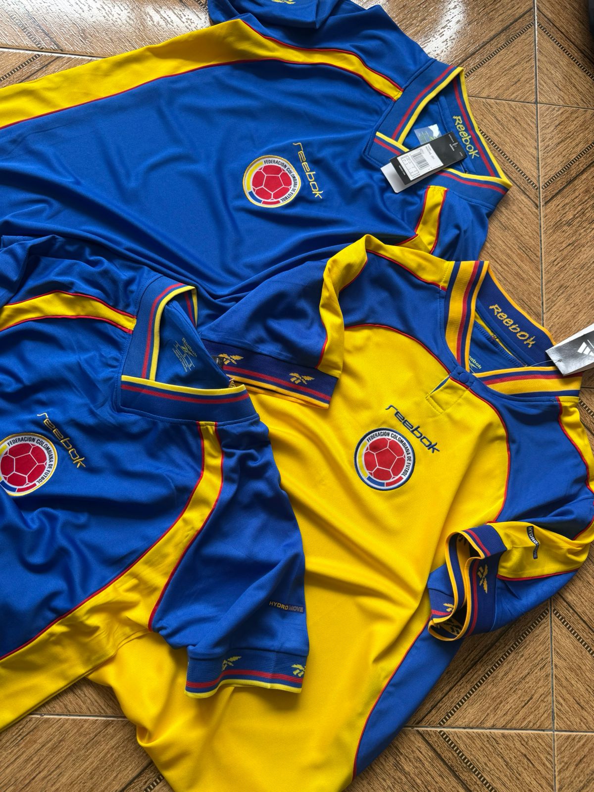 Reebok 2001 visitante